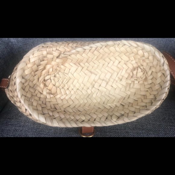 Chloe Woven Cream and Tan Crossbody Bag - Picture 6 of 9